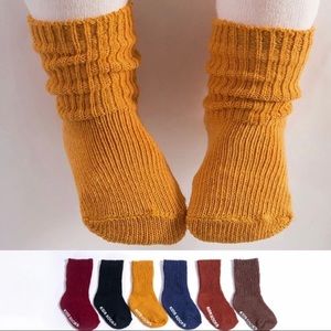 4 pair bright colored socks 2-3